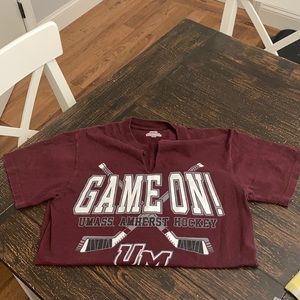 UMASS Amherst hockey shirt.